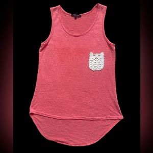 Women’s maternity tank top. Size Large. Cute front crochet pocket.